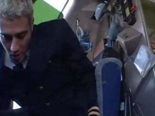 Greu sex cu foarte fierbinte stewardesses